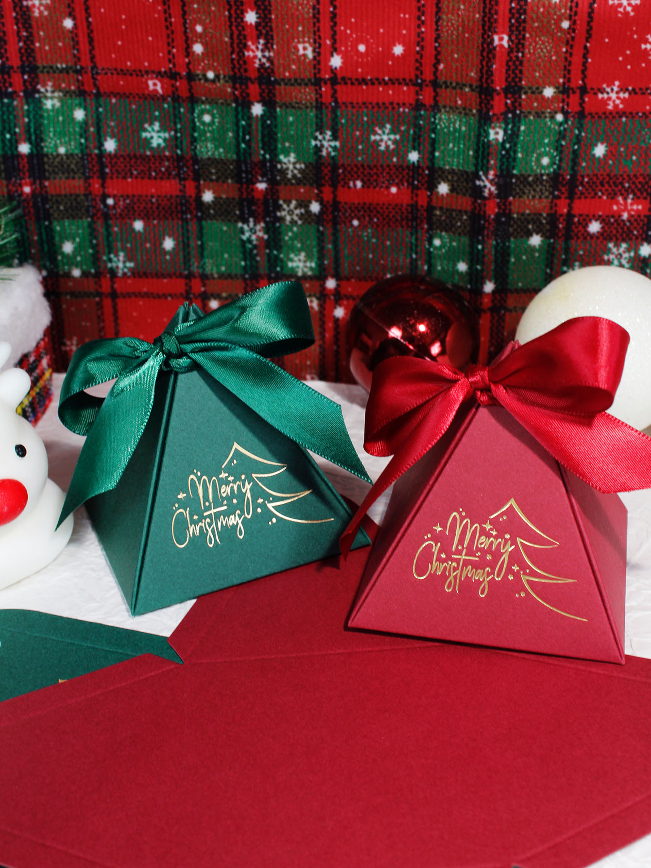 Christmas Triangle Box Candy G - Chocolate Snack review and price