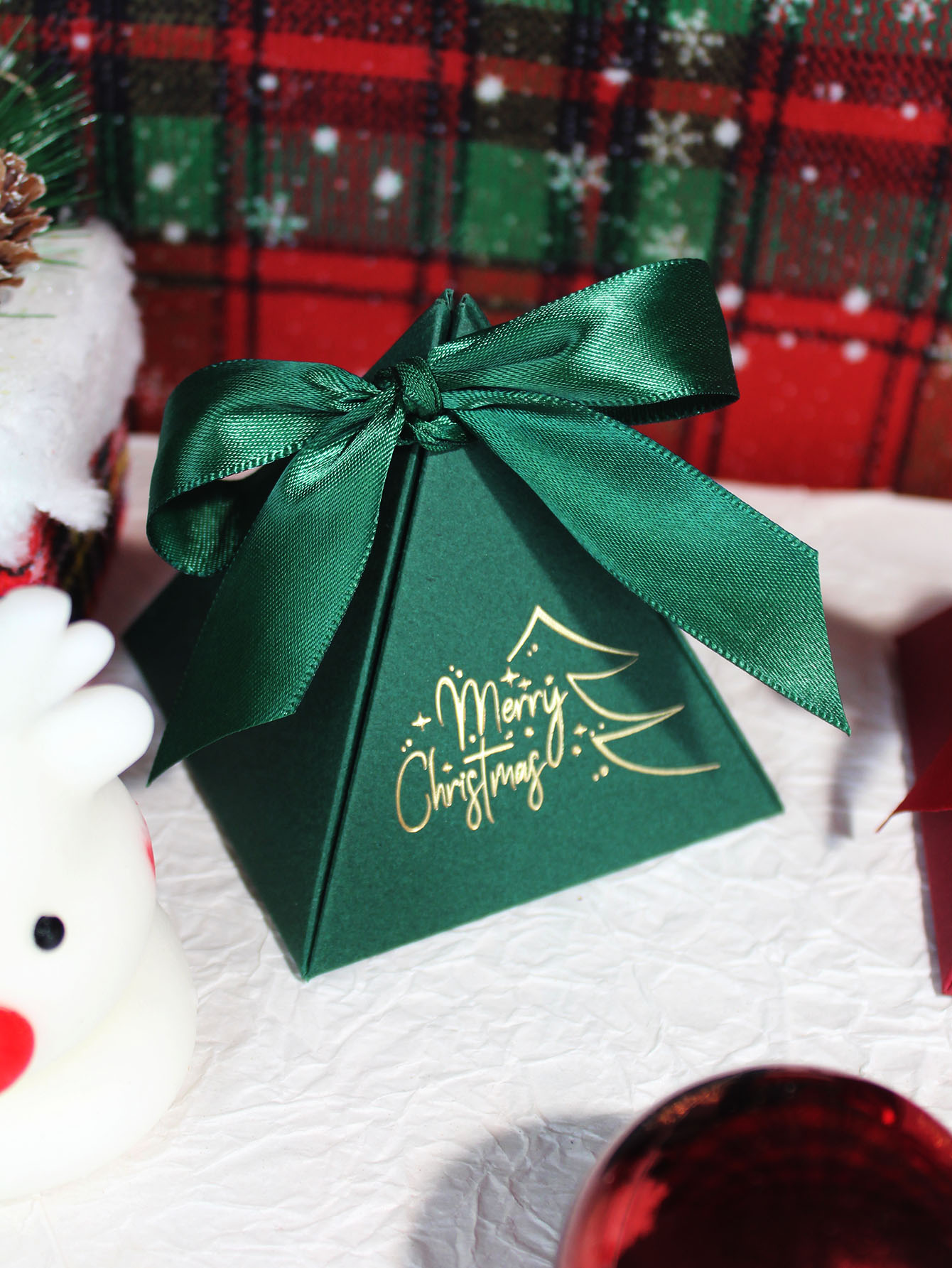 Christmas Triangle Box Candy G - Chocolate Snack review and price